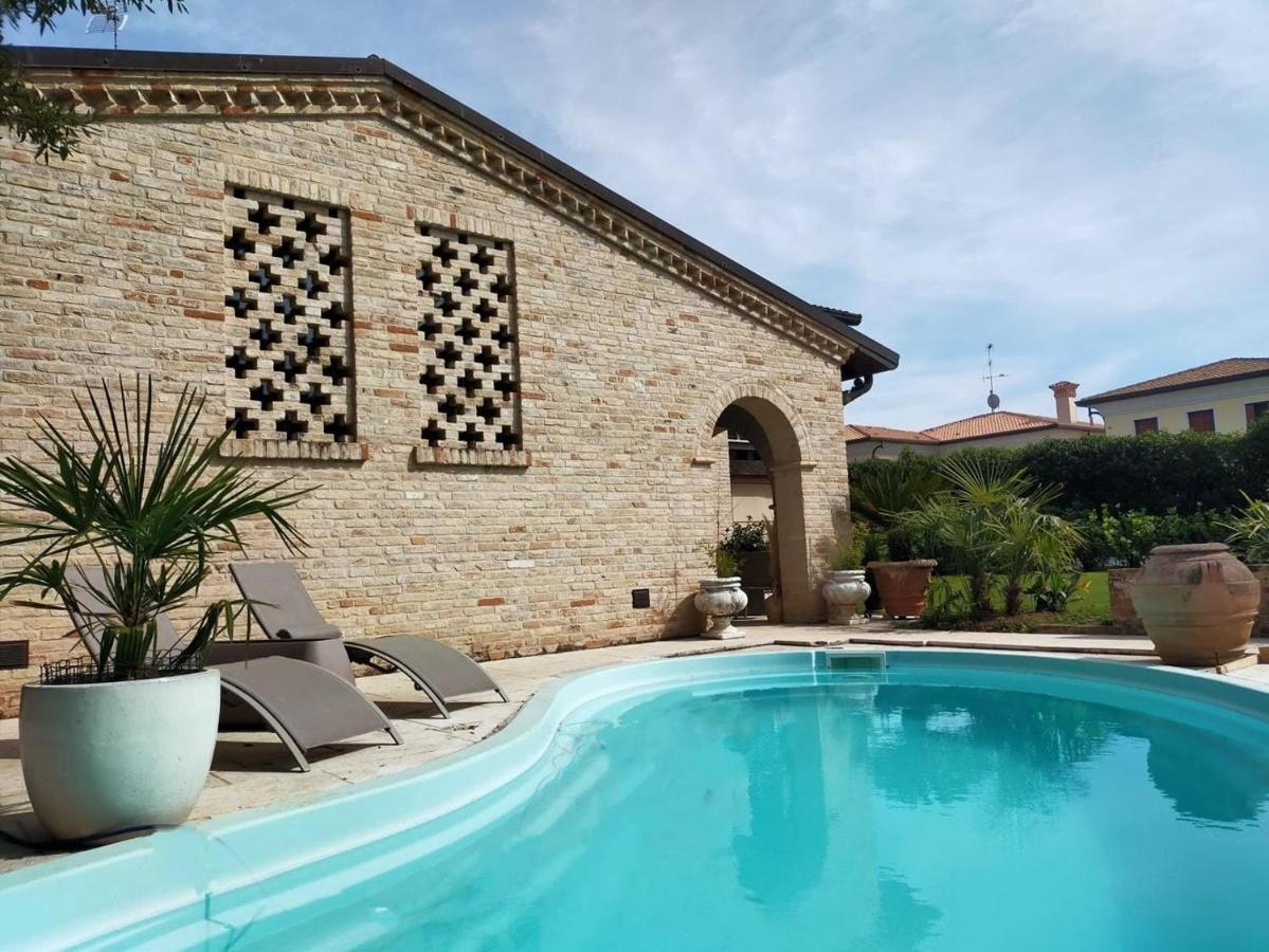 Damabianca Hotel Portogruaro Kültér fotó